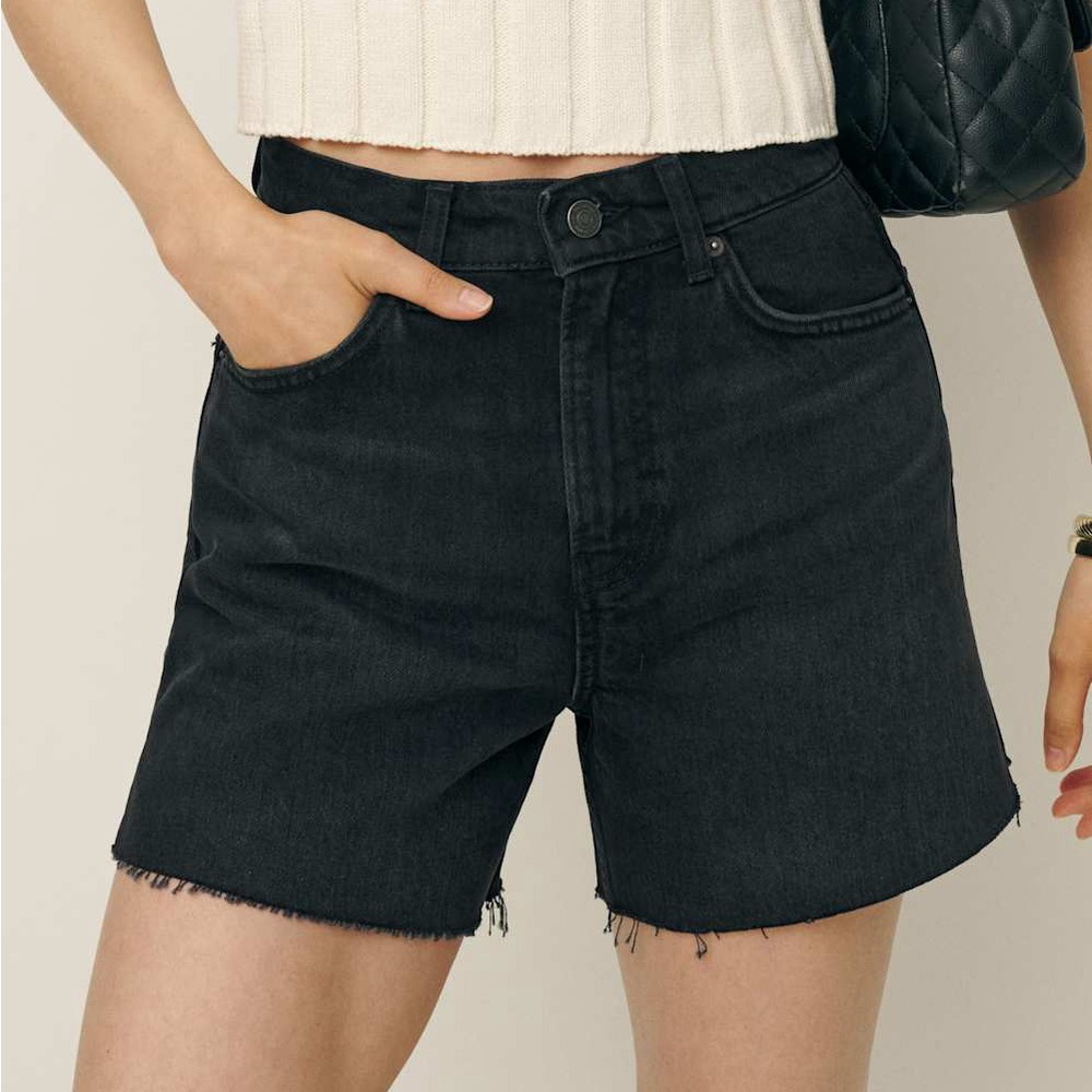 Reformation Wilder High Rise Relaxed Jean Shorts Vana Black Size 26 - Picture 3 of 8